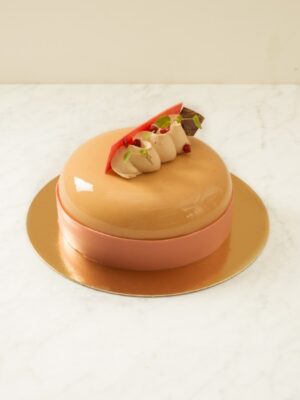 Karamell-Hallon-Mandeltårta